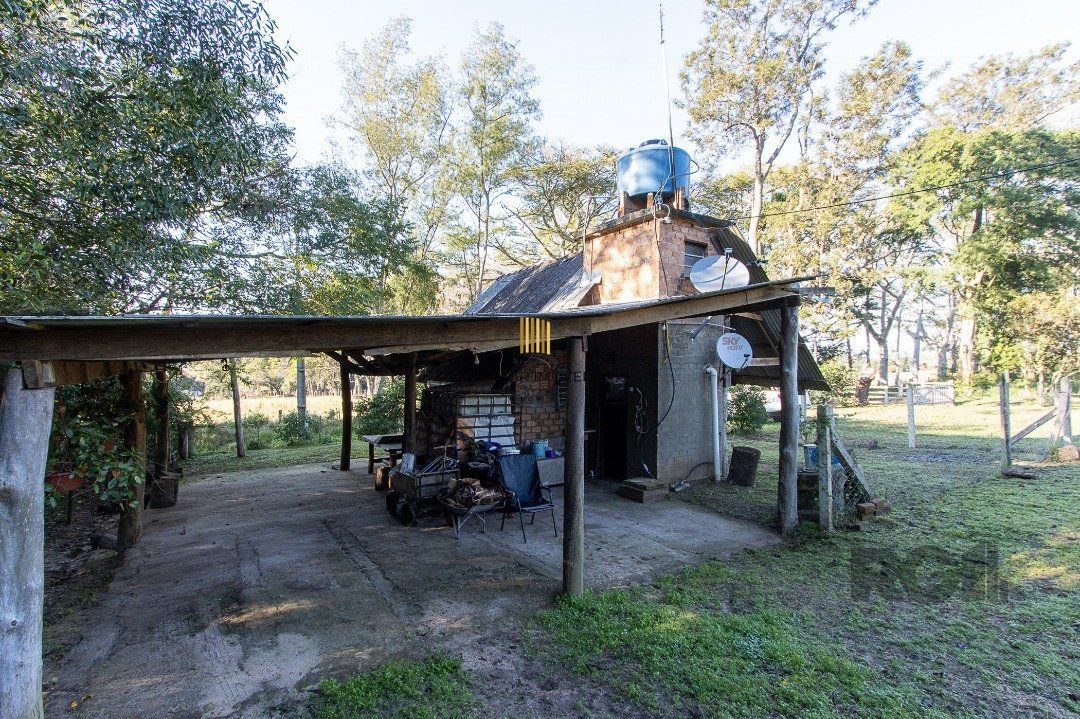 Terreno no bairro Itapuã