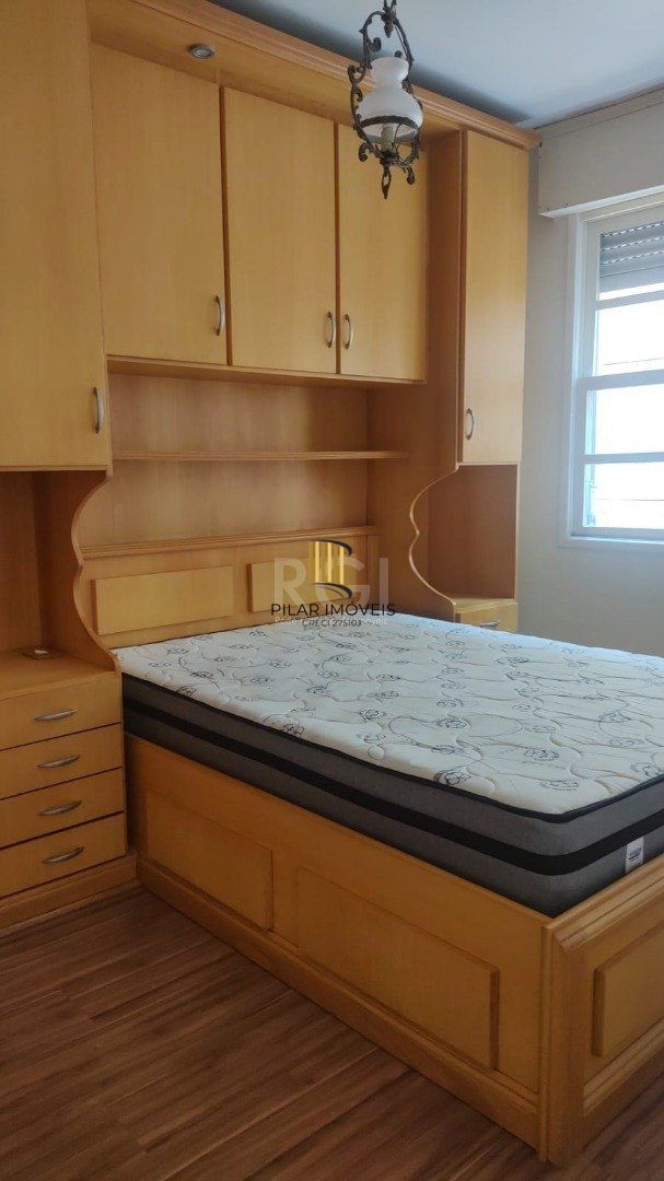 Apartamento para Venda - 50m², 2 dormitórios, 1 vaga - Cristal