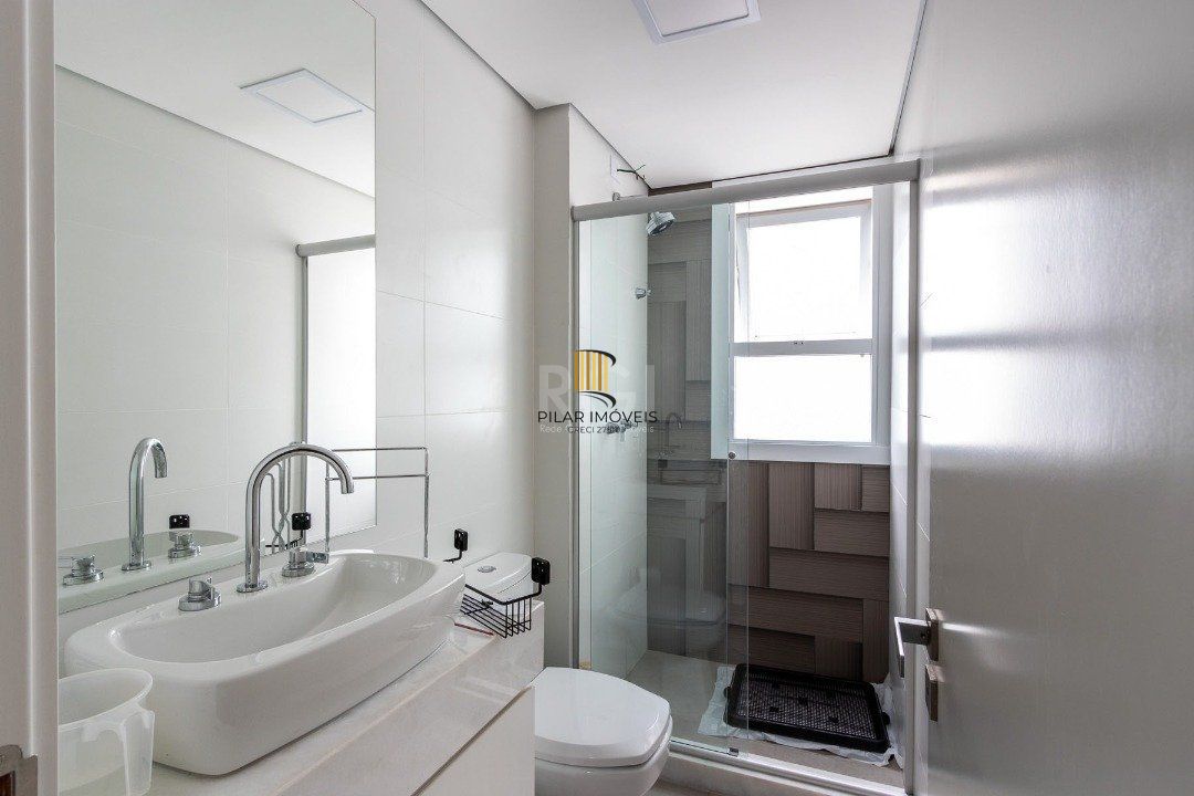 Apartamento para Venda - 163m², 3 dormitórios, sendo 3 suites, 3 vagas - Cristal