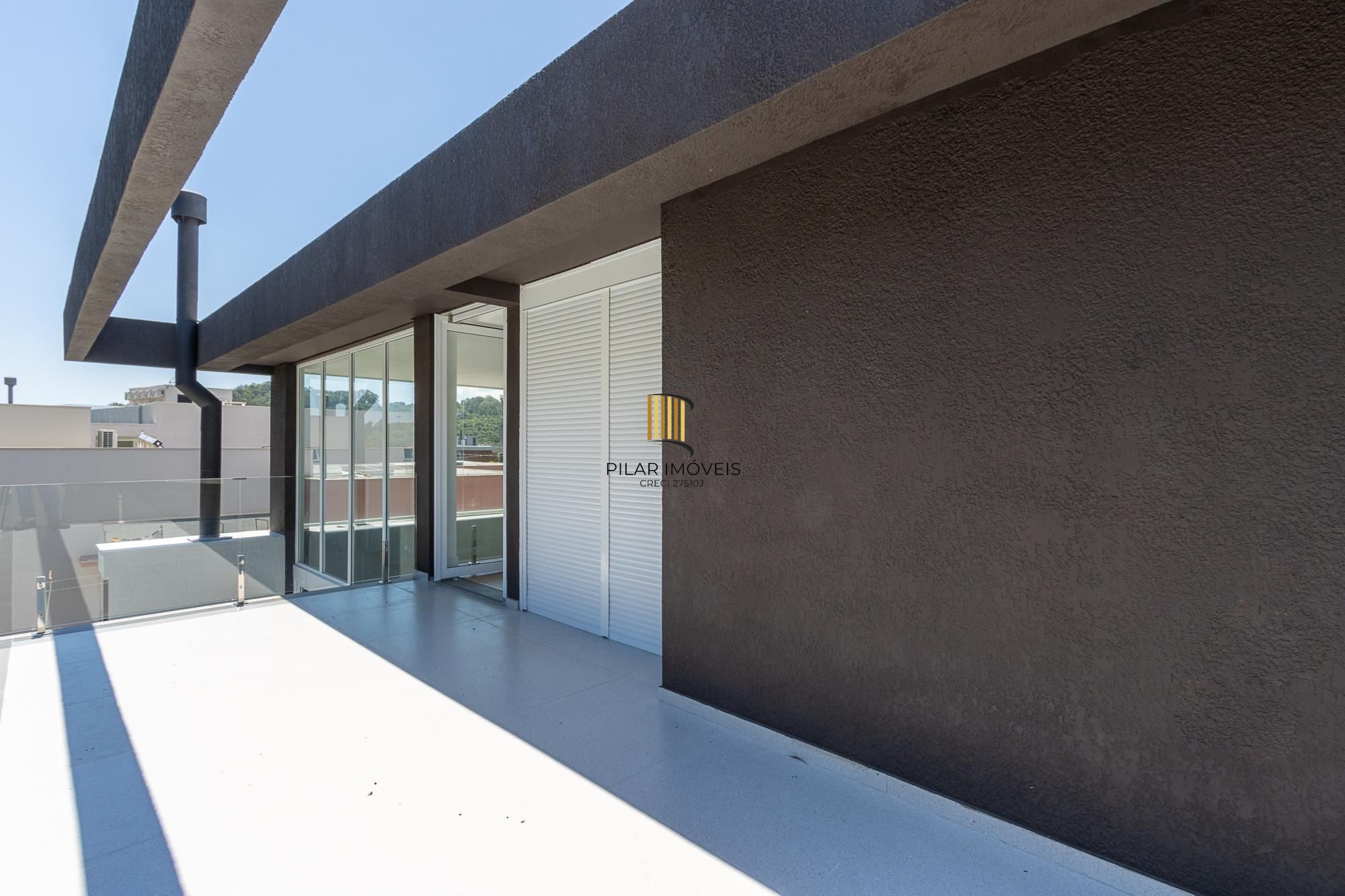 Casa Condominio para Venda - 300m², 4 dormitórios, sendo 4 suites, 2 vagas - Alphaville