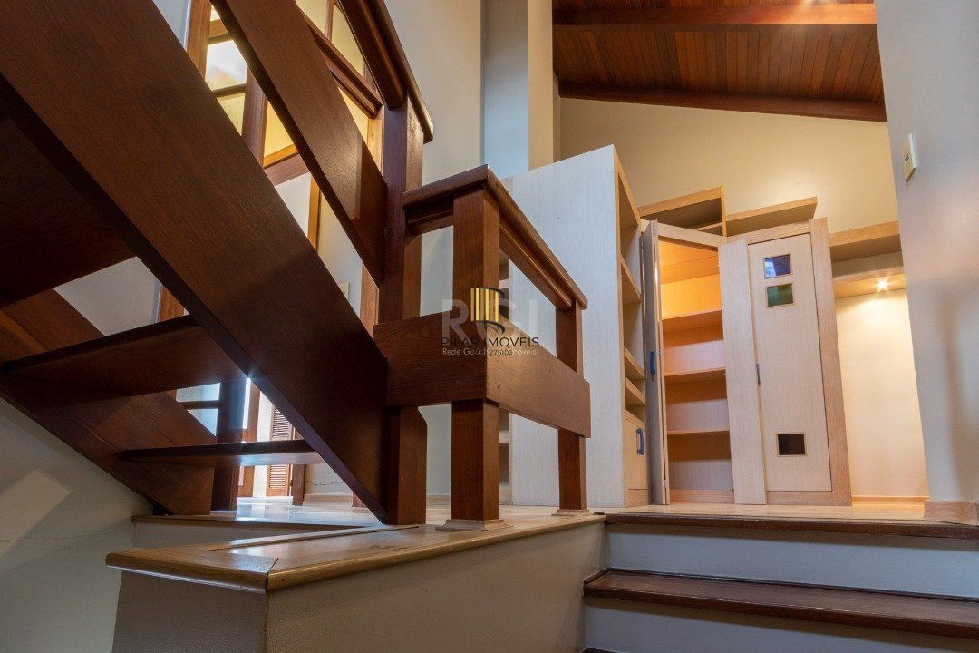 Casa Condominio para Venda - 215.81m², 4 dormitórios, sendo 1 suites, 2 vagas - Tristeza