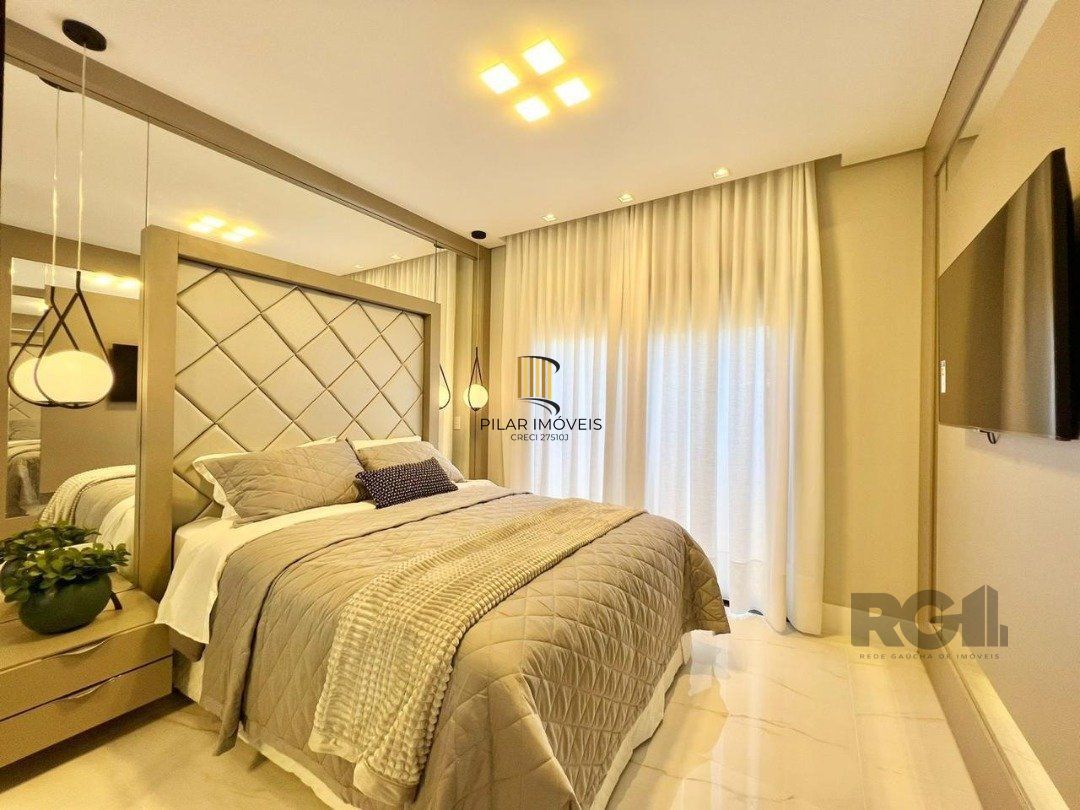 Casa de Condomínio 5 dormitórios no bairro Atlântida Sul