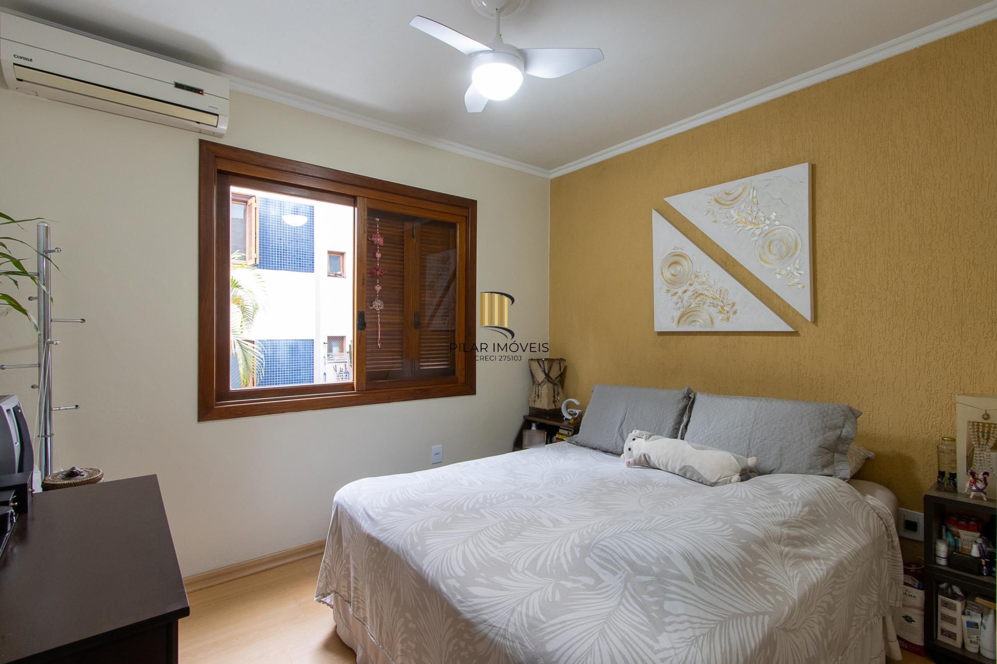 Apartamento de 3 dormitórios, 1 suíte e 3 vagas no bairro Ipanema.
