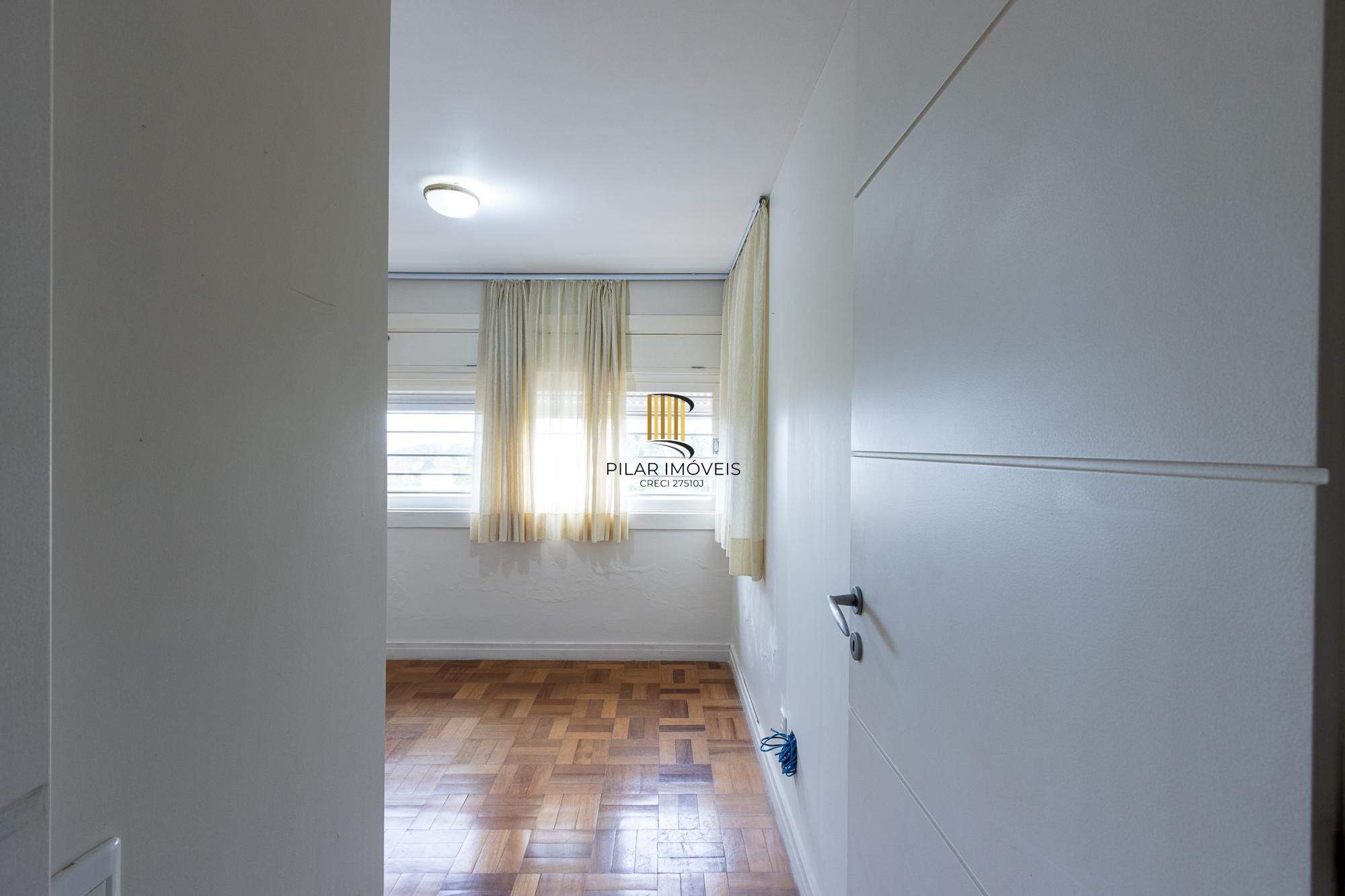 Casa com 4 dormitórios à venda, Jardim Isabel, Porto Alegre