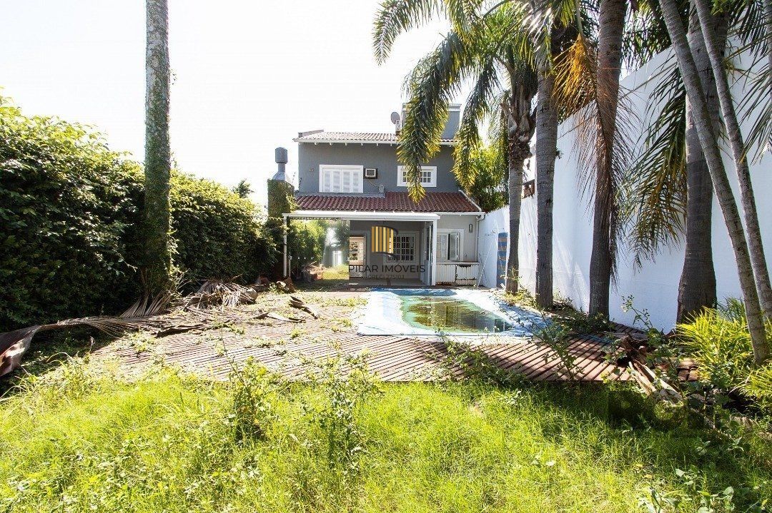 BELO SOBRADO, 3 QUARTOS, 1 SUITE, PISCINA, 320m² PRIVATIVOS - TRISTEZA