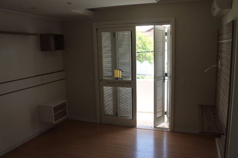Casa para Venda - 220m², 3 dormitórios, sendo 1 suites, 4 vagas - Ipanema