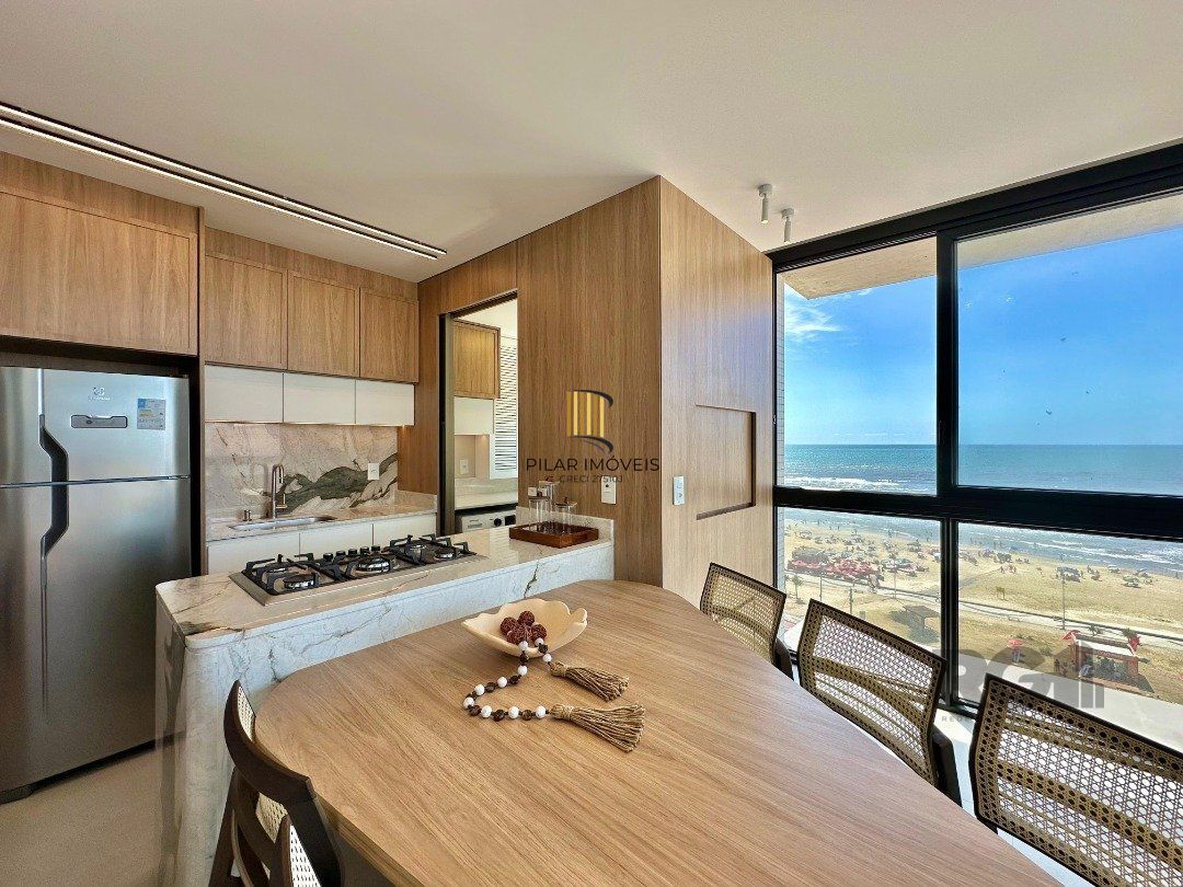 apartamento com vista para o mar oferece um estilo de vida único e aconchegante