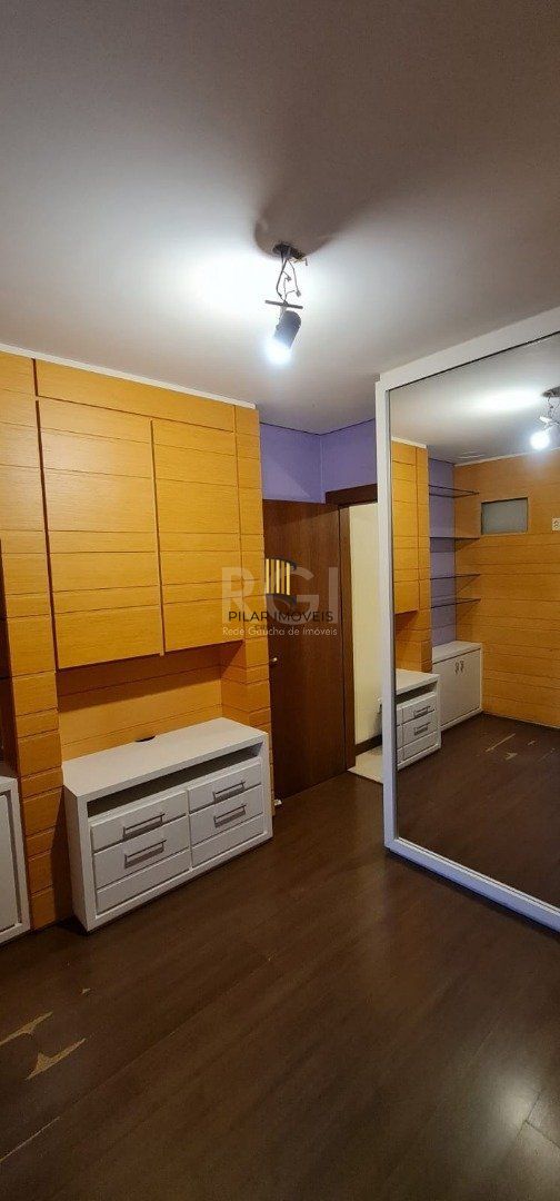 Casa de Condomínio 4 dormitórios no bairro Vila Conceição