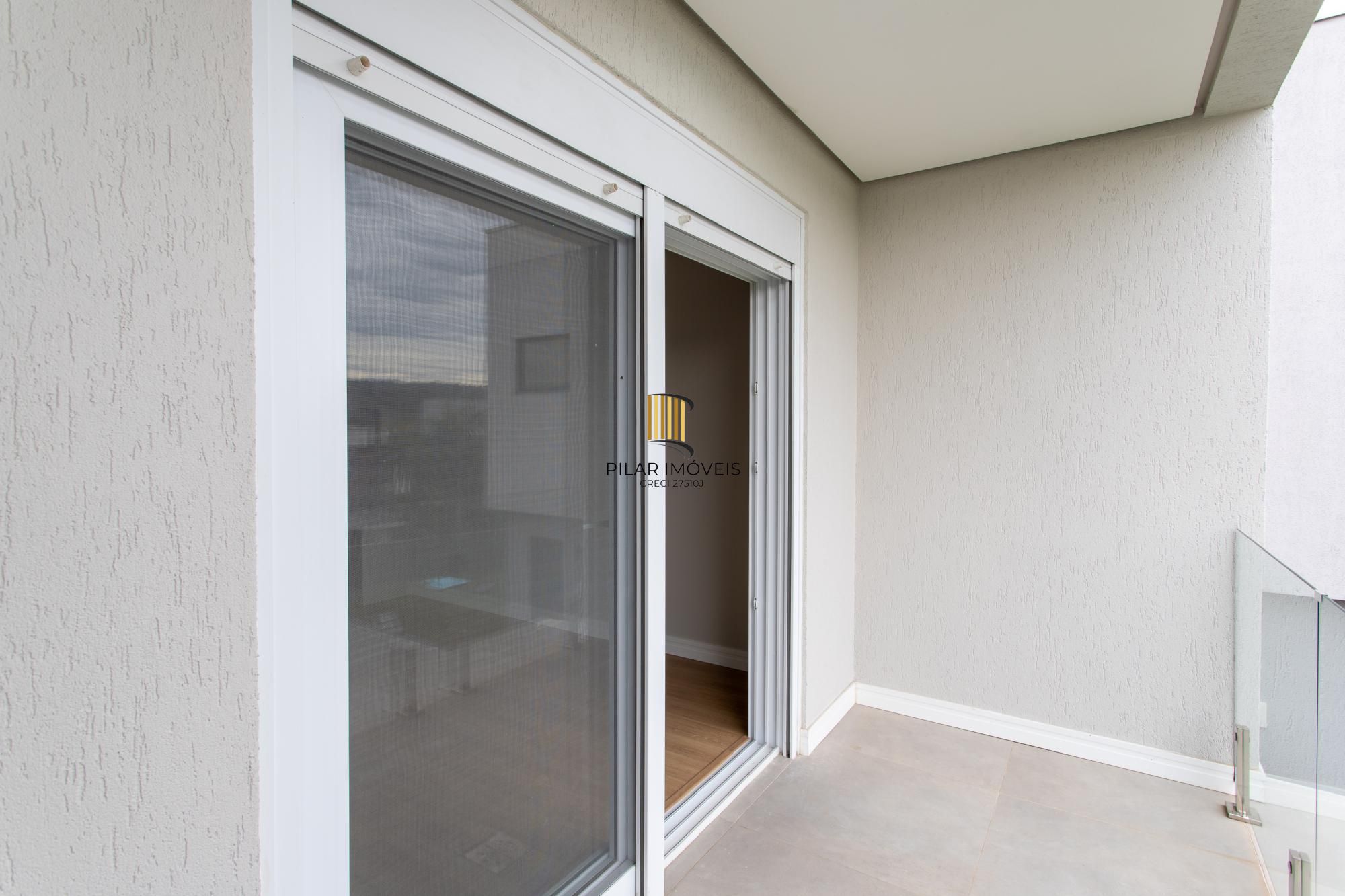 Casa Condominio para Venda - 300m², 3 dormitórios, sendo 3 suites, 2 vagas - Alphaville