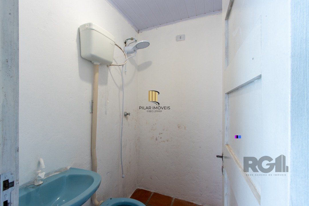 Casa para Venda - 337m², 3 dormitórios, sendo 1 suites, 3 vagas - Cristal