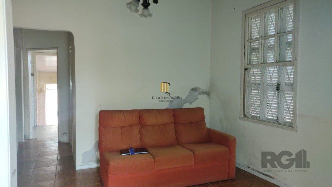 Casa 4 dormitórios no bairro Partenon