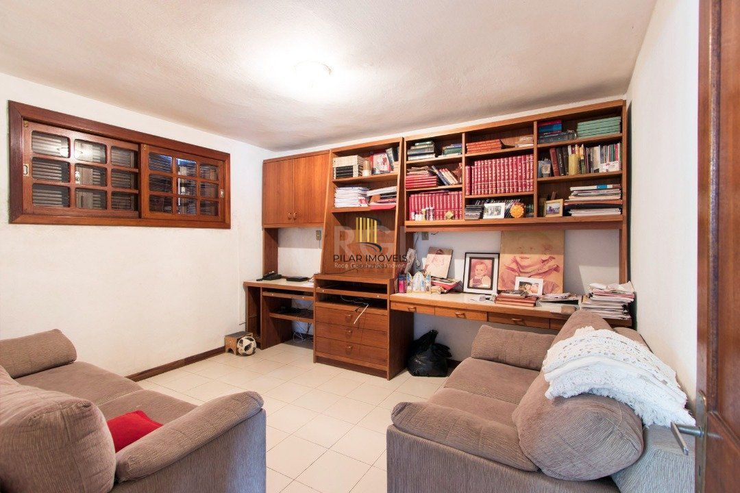 Casa para Venda - 336.21m², 3 dormitórios, sendo 1 suites, 3 vagas - Nonoai