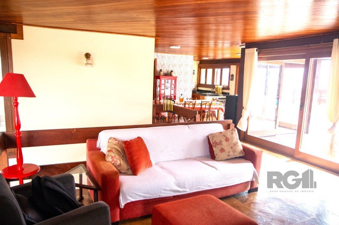 xcelente cobertura, 3 dormitórios, 1 suíte, (atualmente 3, ampliada suíte do casal),