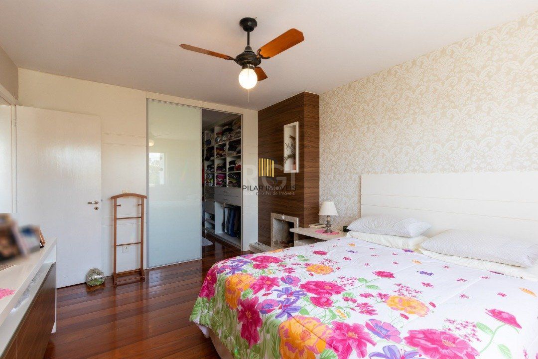 Casa para Venda - 352.19m², 4 dormitórios, sendo 1 suites, 4 vagas - Belém Novo