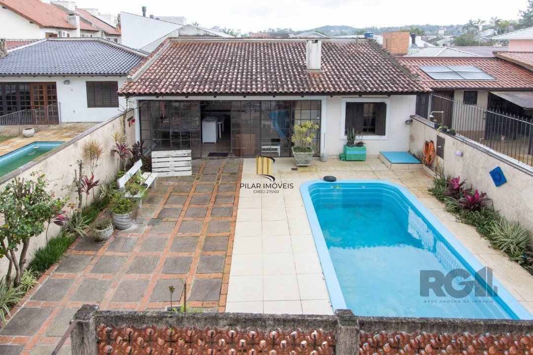 Casa para Venda - 200m², 3 dormitórios, sendo 1 suites, 3 vagas - Jardim Verde