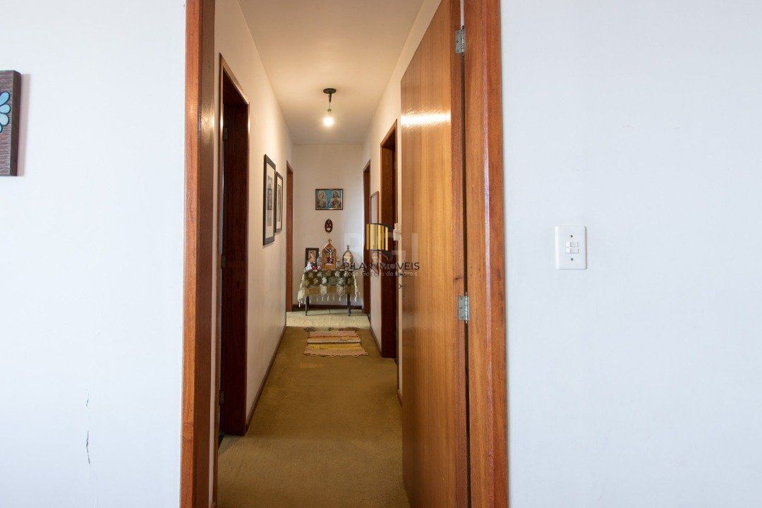 Casa para Venda - 336.21m², 3 dormitórios, sendo 1 suites, 3 vagas - Nonoai