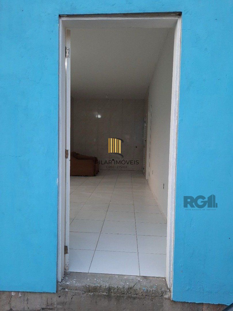 Oportunidade Imperdível: Prédio com 4 Apartamentos, Pátio e 2 Vagas de Garagem