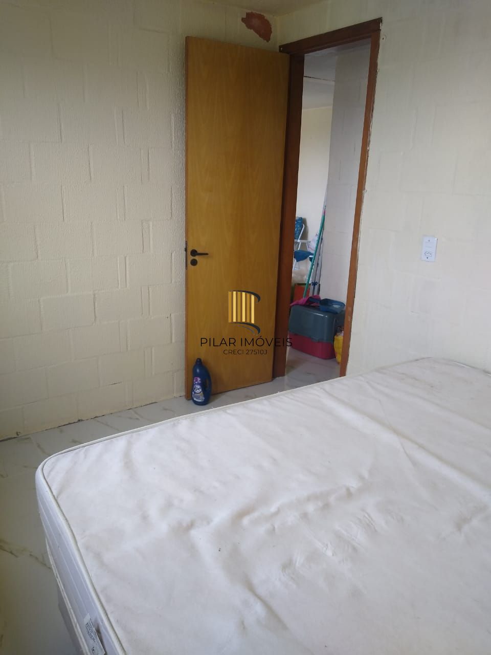 APARTAMENTO 2 DORMITÓRIOS E 1 VAGA DE GARAGEM PRONTO PARA MORAR NO BAIRRO VILA NOVA