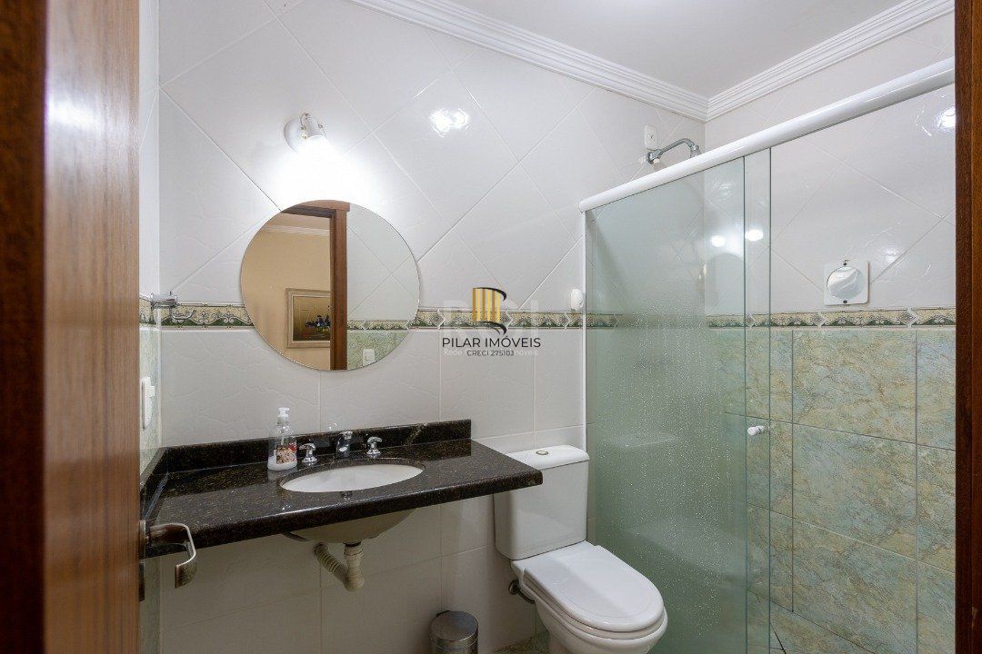 Casa para Locação/Aluguel - 222.26m², 3 dormitórios, sendo 1 suites, 3 vagas - Ipanema