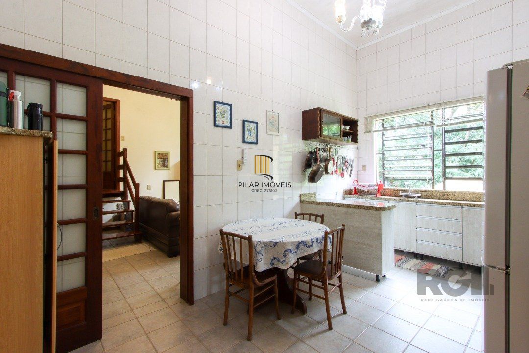 Casa com 3 quartos, suite em terreno com 7.320m² - Belem Velho