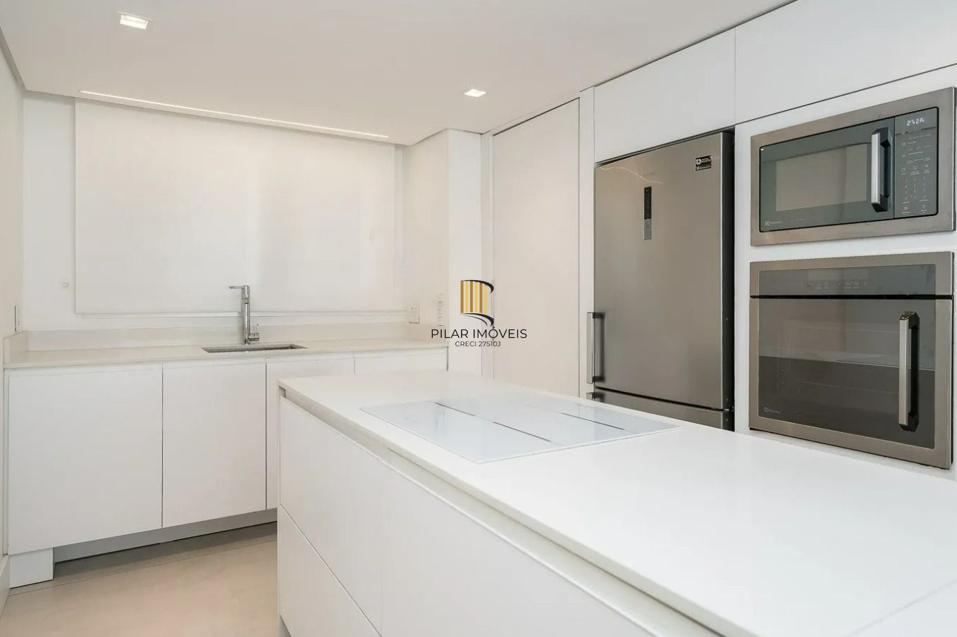 Apartamento para comprar Bairro Auxiliadora, 3 suites e 3 vagas