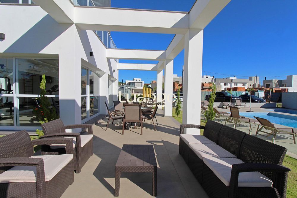 Casa em condomínio fechado Pateo Verde, 3 suítes sendo 1 master com sacada e 2 vagas de garagem