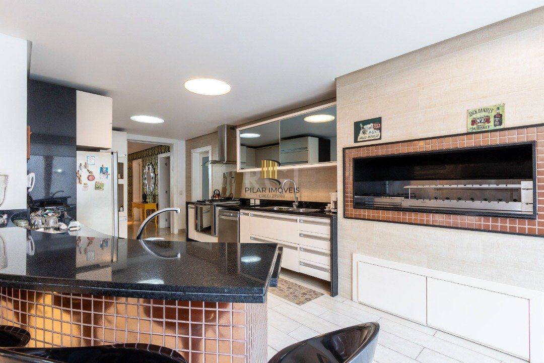 Casa para Venda - 463m², 4 dormitórios, sendo 4 suites, 4 vagas - Ipanema