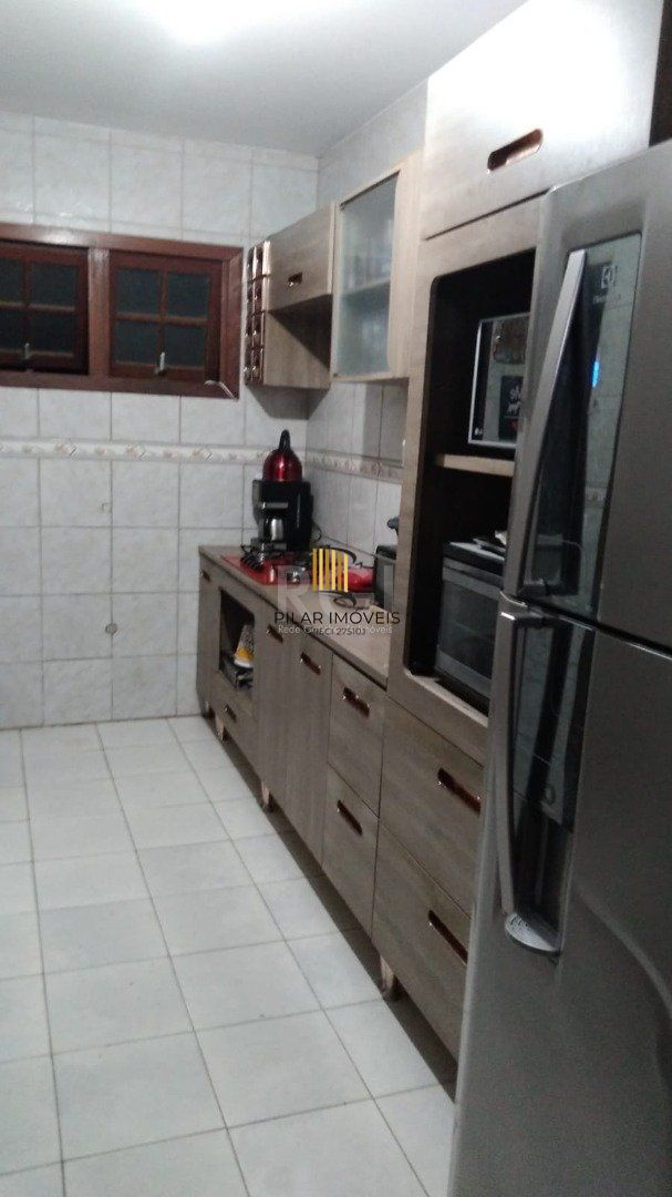 Casa para Venda - 72m², 2 dormitórios, 1 vaga - Hípica