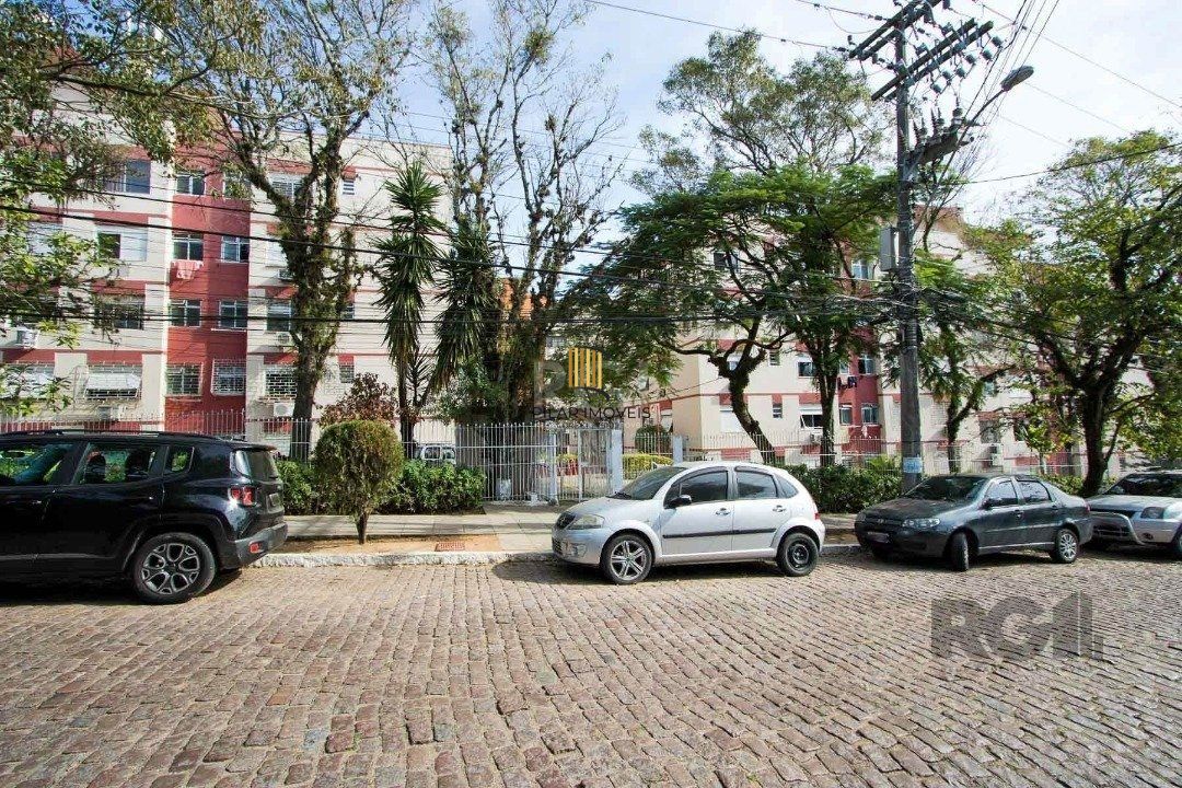 Apartamento de 1 dormitório, com vaga de garagem escriturada, próximo da Av. Otto Niemeyer.