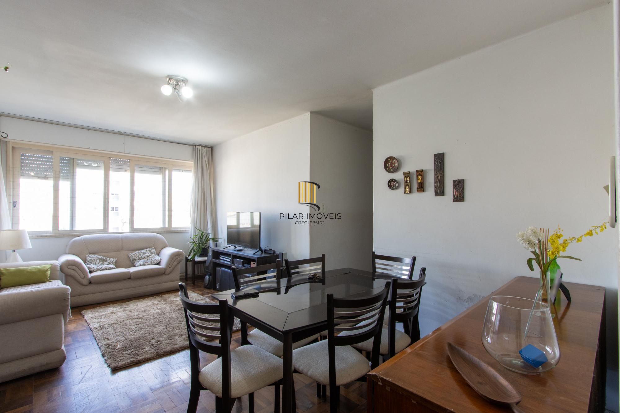 Apartamento de 3 dormitórios com uma vaga de garagem à venda no bairro Menino Deus – Porto Alegre