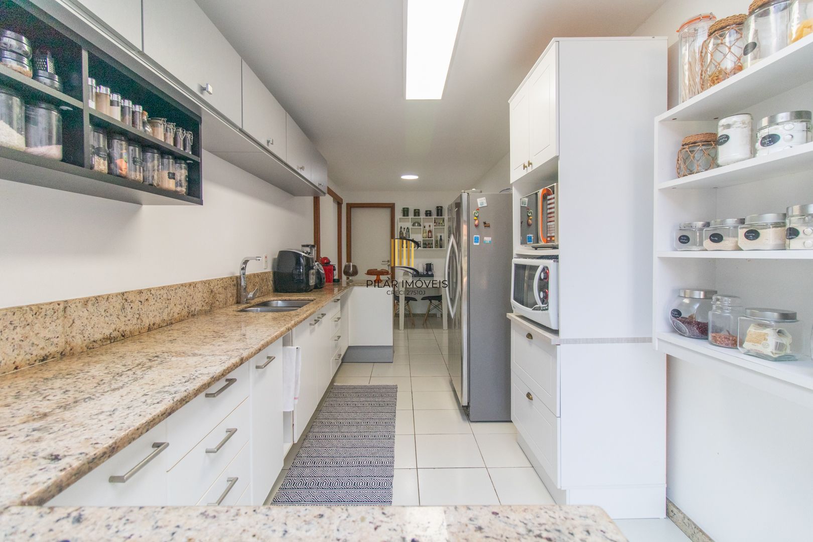 Casa para Venda - 410m², 3 dormitórios, sendo 3 suites, 2 vagas - Ipanema