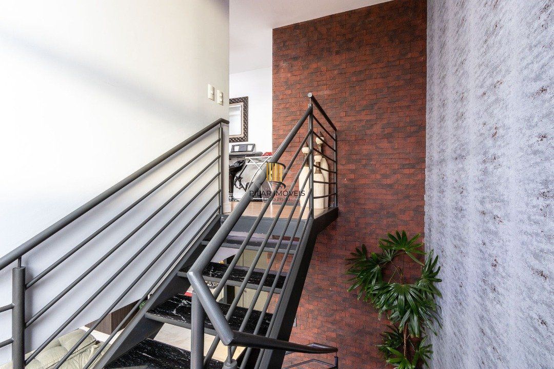 Duplex para Venda - 128.73m², 3 dormitórios, sendo 1 suites, 3 vagas - Cristal