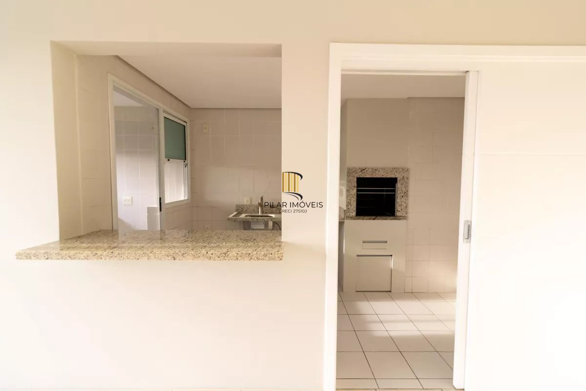 Apartamento à venda com 70m², 2 quartos e 1 vaga no bairro Jardim Botânico