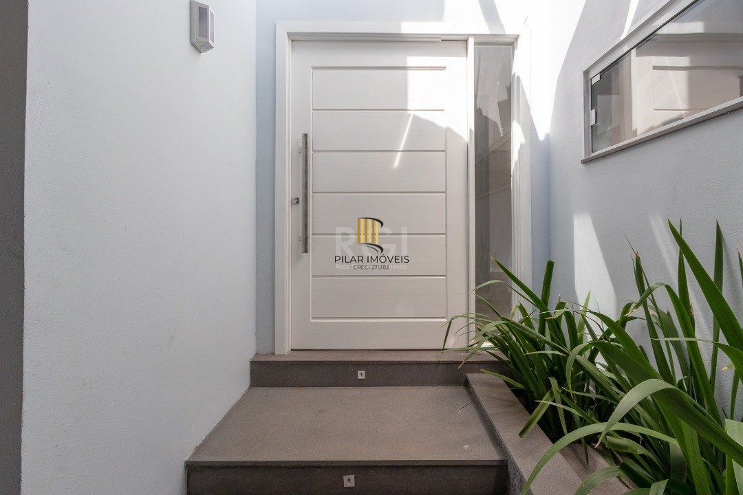 Casa Condominio para Venda - 219m², 3 dormitórios, sendo 1 suites, 2 vagas - Vila Nova