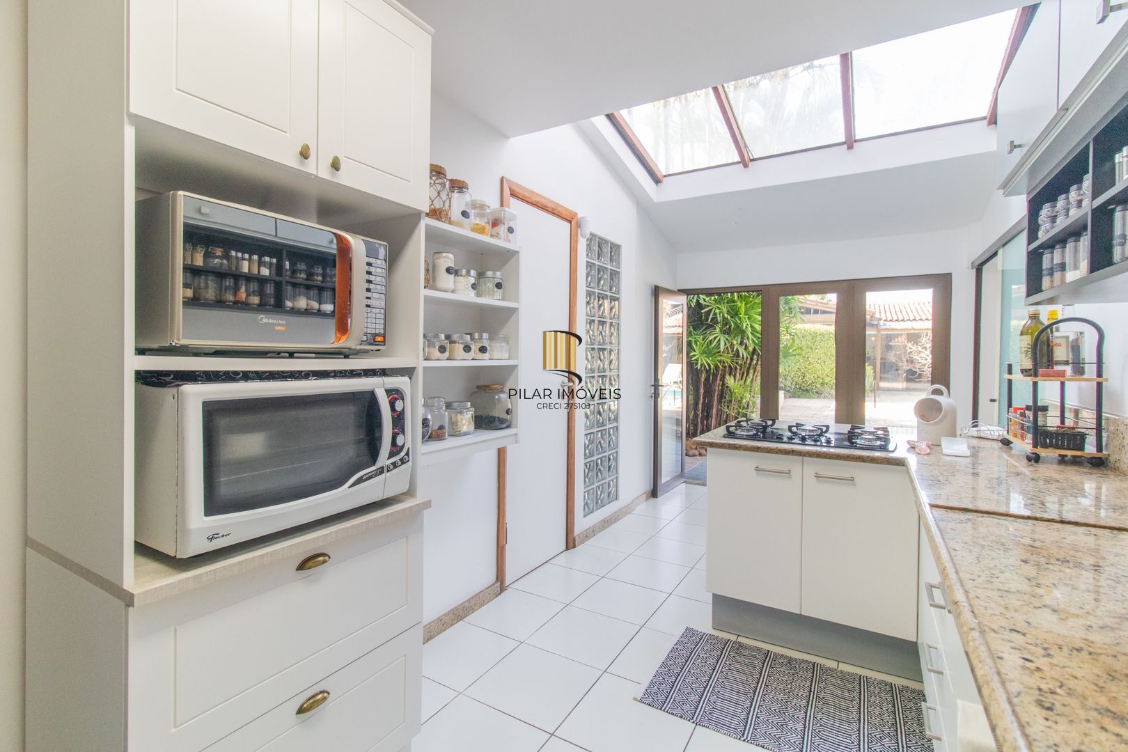 Casa para Venda - 410m², 3 dormitórios, sendo 3 suites, 2 vagas - Ipanema