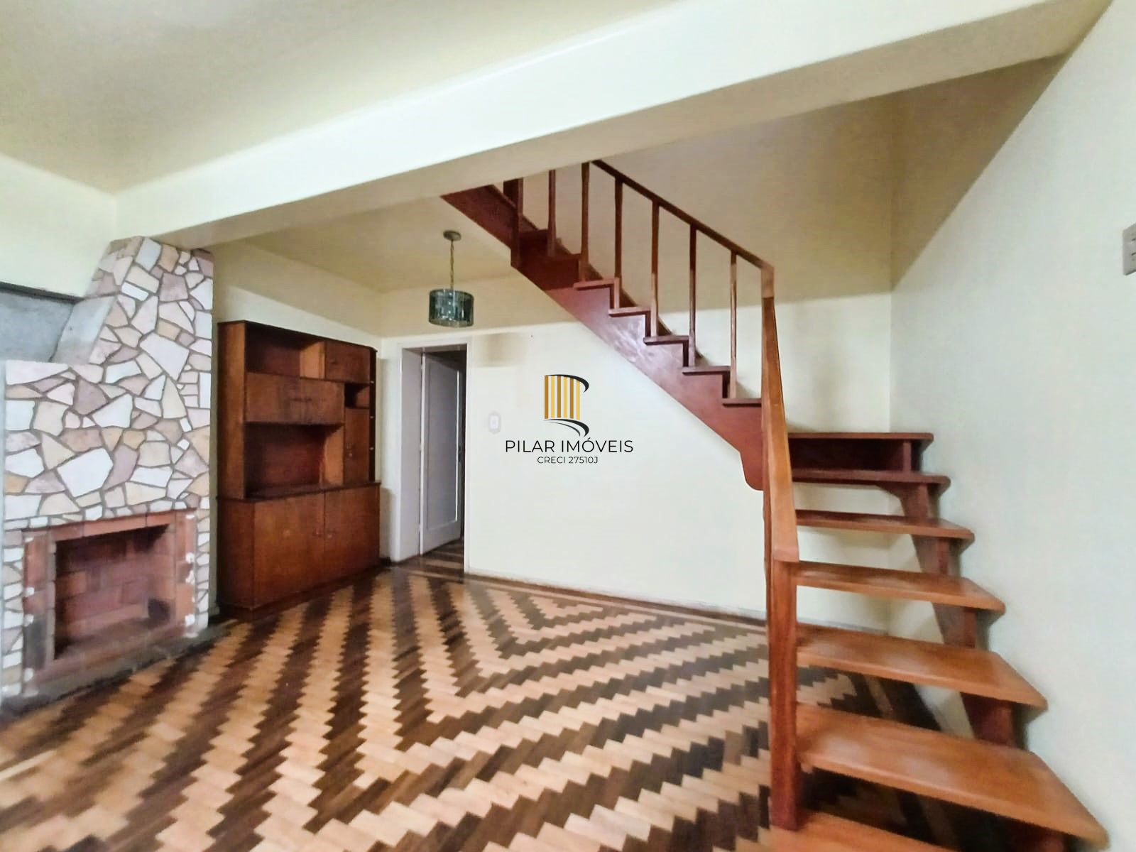 Casa 2 dormitórios no bairro Morro Santana