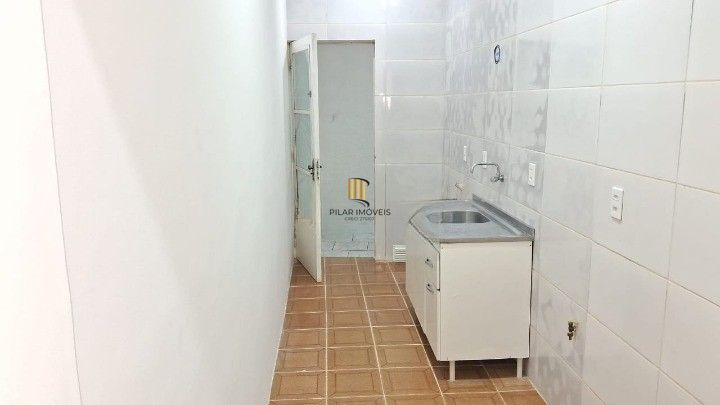 Apartamento de 1 quarto, na República, com vaga de garagem.