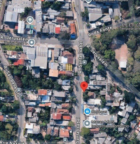 Terreno medindo 13.20m de frente e 30m de fundos.