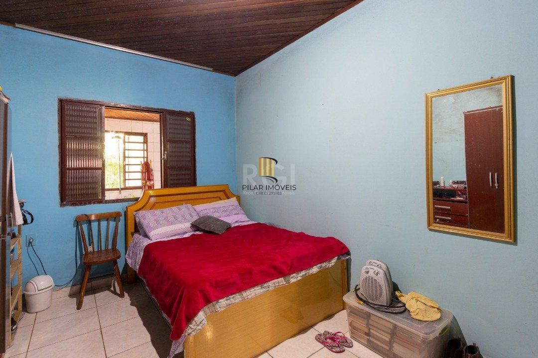 Casa para Venda - 2200m², 3 dormitórios, Lomba do Pinheiro