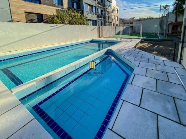 Apartamento com 2 dormitórios (reversível para 3) e 1 vaga escriturada  à venda no coração de Ipanema
