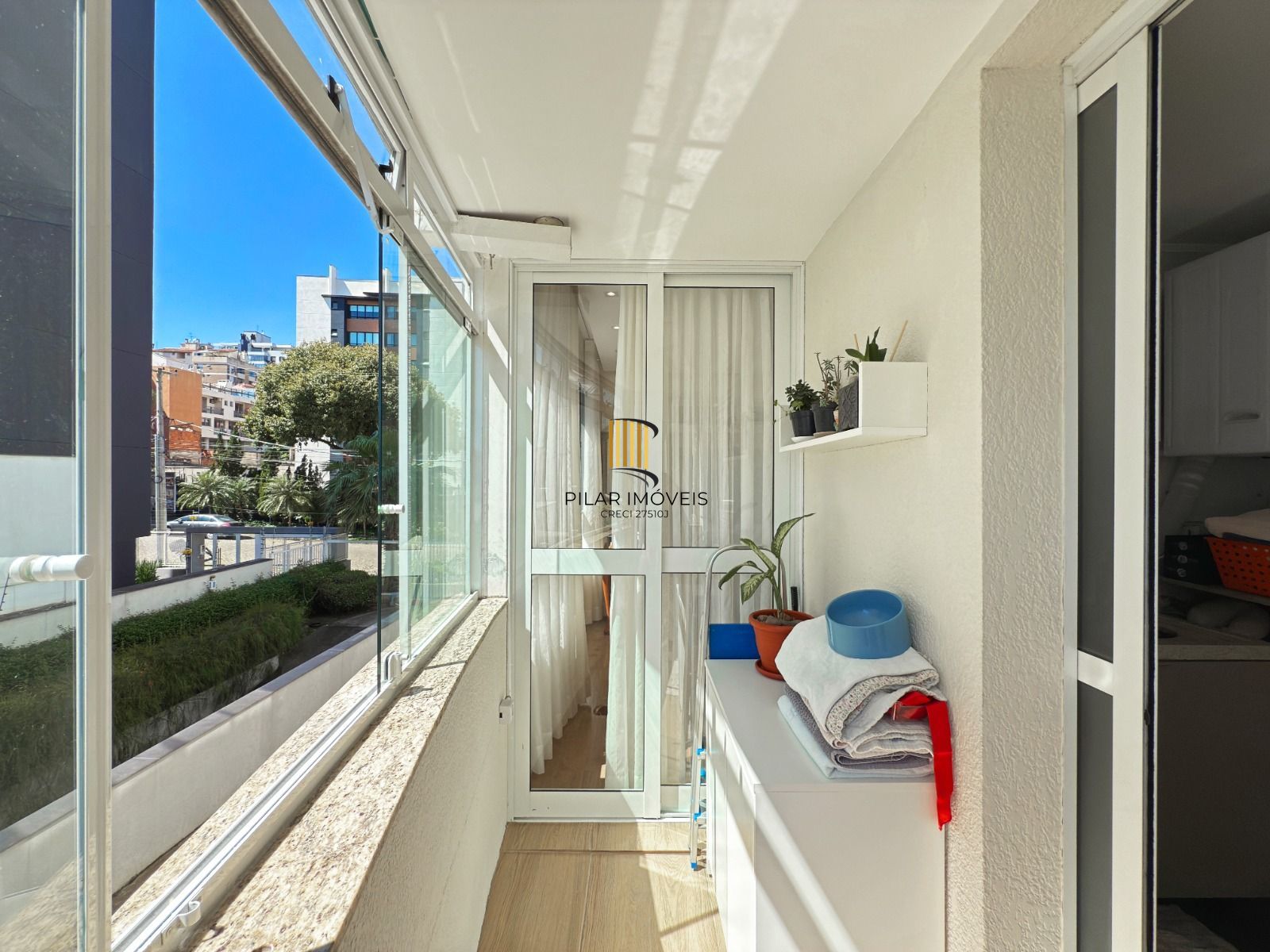 Excelente apartamento de 3 dormitórios, 1 suíte e 2 vagas de garagem.