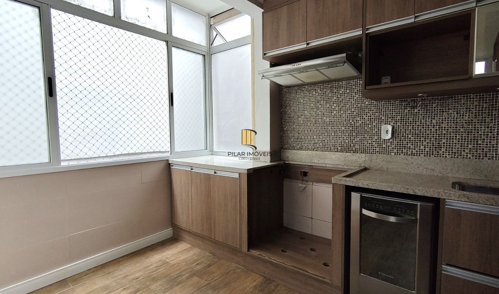 Apartamento de 3 dormitórios, 2 banheiros no Centro Histórico.