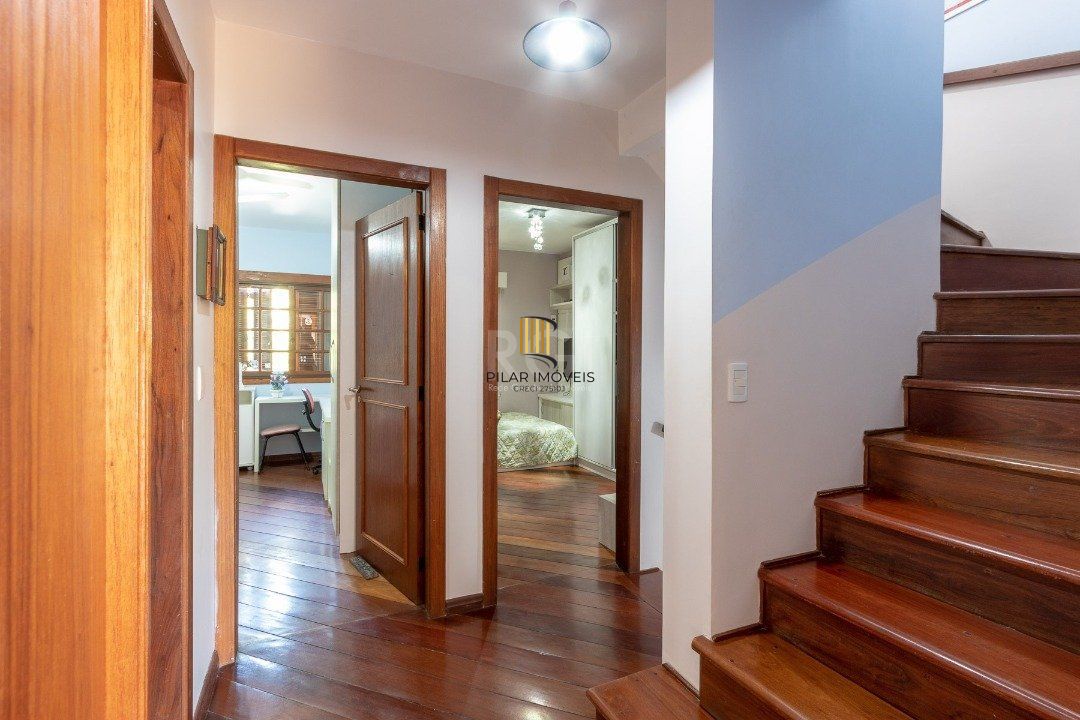 Casa Condominio para Venda - 175m², 3 dormitórios, sendo 1 suites, 4 vagas - Tristeza