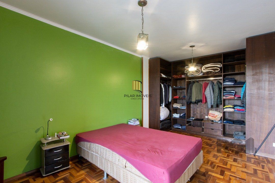 Casa 3 dormitórios no bairro Nonoai