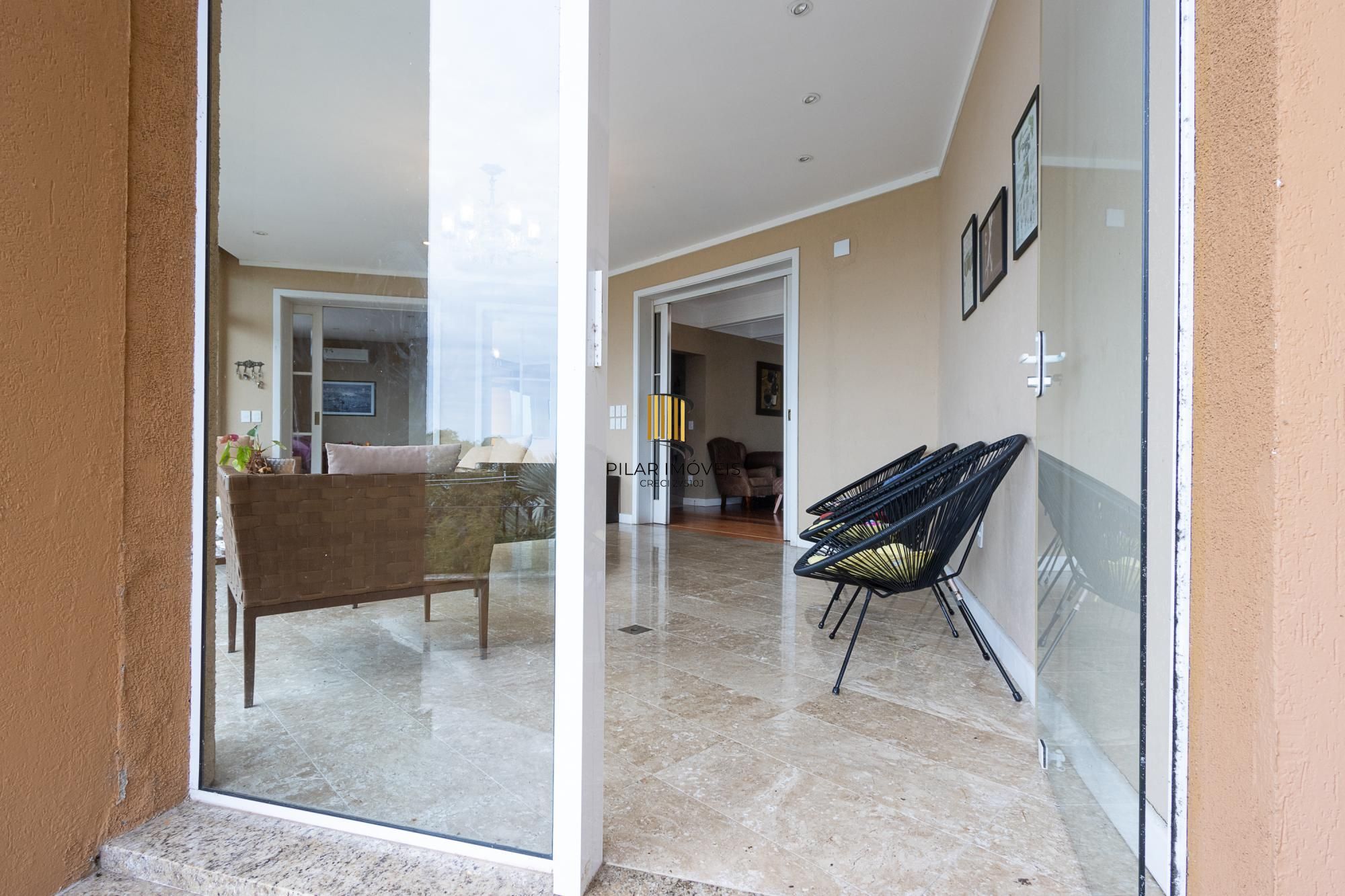 Casa 4 dormitórios no bairro Vila Conceição