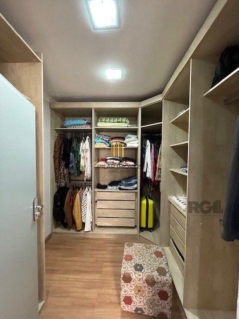 Casa Condomínio para Venda - 200m², 3 dormitórios, sendo 1 suite, 3 vagas - Aberta dos Morros
