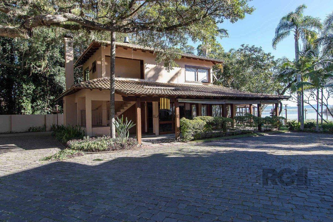 Casa em Condomínio Rincón marino