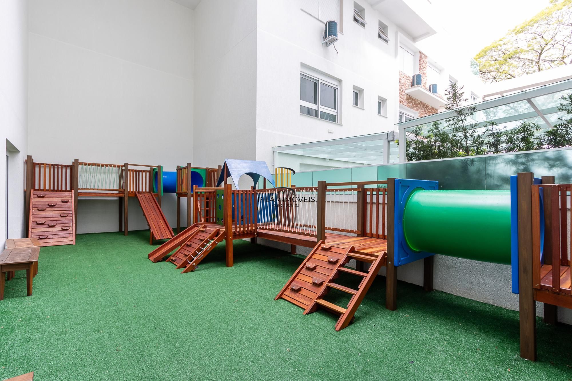 Apartamento 3 dormitórios no bairro Menino Deus