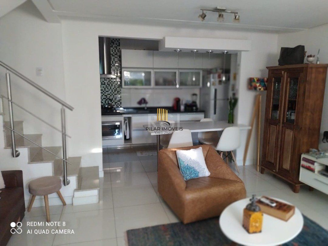 Casa de Condomínio 3 dormitórios no bairro Ipanema