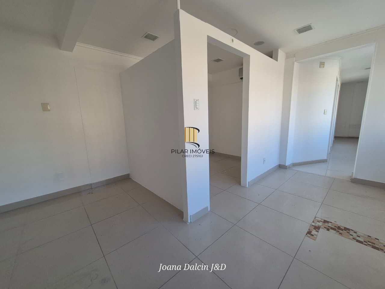 Excelente sala comercial no centro de Porto Alegre - Galeria Malcon